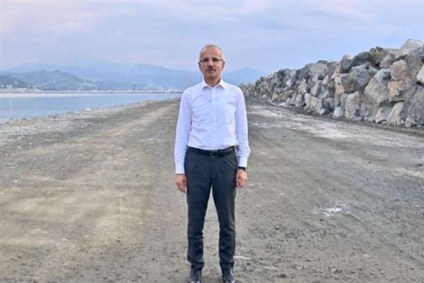 Uraloğlu: Sportif ve amatör havacılıkta ülkemizde yeni bir dönem başlatıyoruz