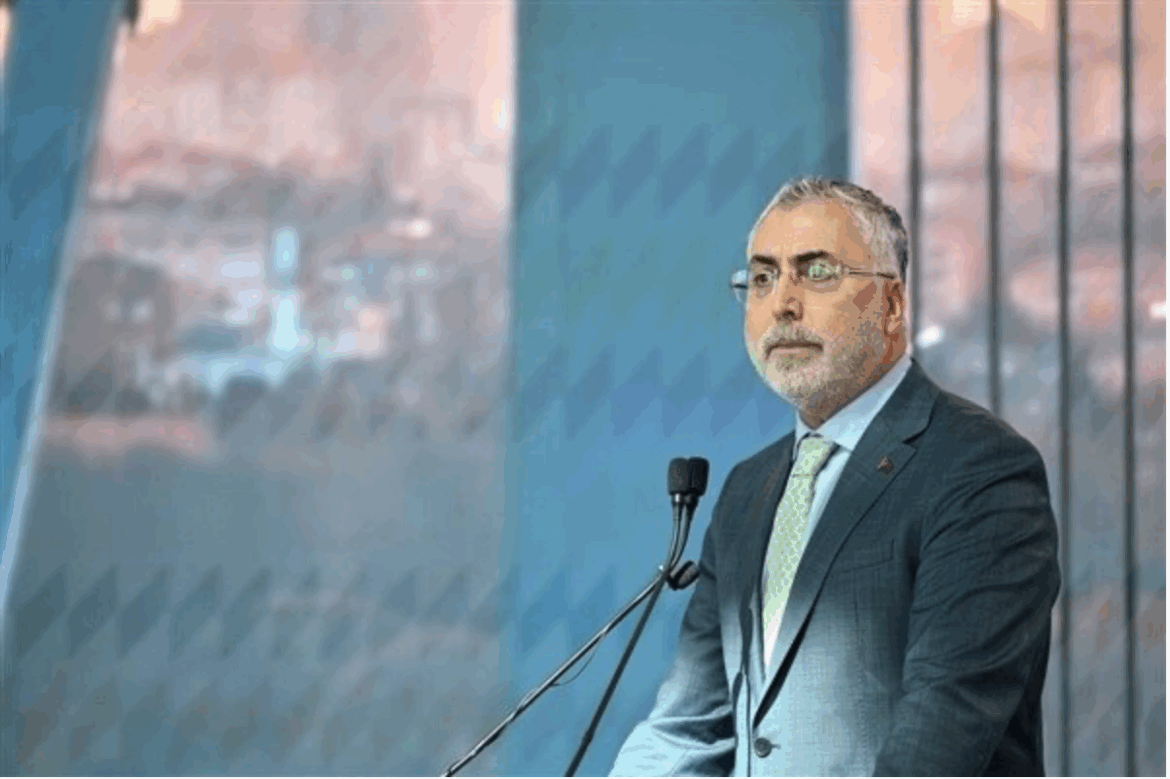 Bakan Vedat Işıkhan Aliağa’da Teşkilat ve İŞKUR birimlerini ziyaret etti