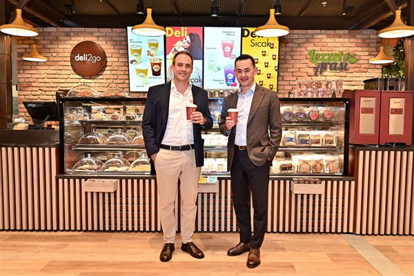 Alışverişe lezzetli bir mola: Shell ve Turcas deli2go, cafe formatıyla CarrefourSA’da