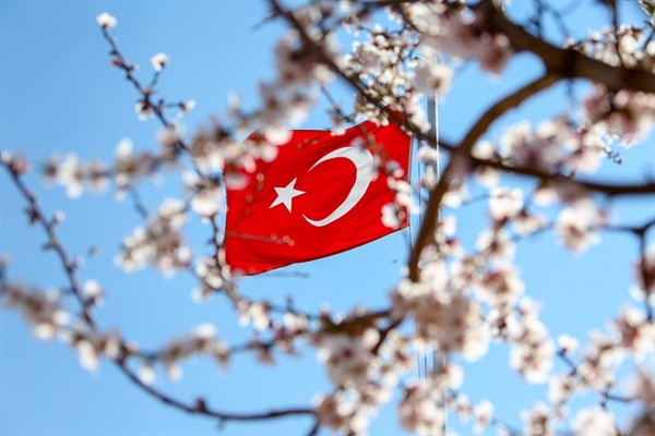 Vali ve belediye başkanlarından 29 Ekim Cumhuriyet Bayramı mesajı