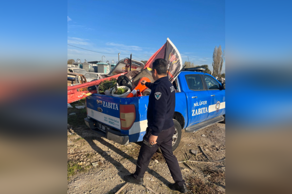 Nilüfer Belediyesi zabıta ekiplerinden denetim