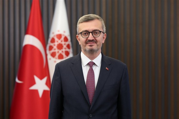 İletişim Başkanı Duran, TDT Genel Sekreter Yardımcısı Kocaman ile görüştü