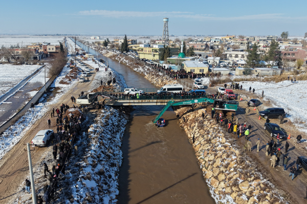 Şanlıurfa’da sulama kanalına düşen araçtaki 3 kişinin cansız bedenine ulaşıldı