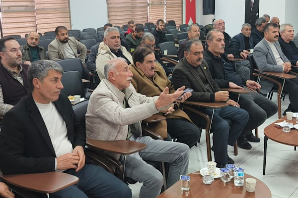 Batman’da muhtarlara bilgilendirme toplantısı düzenlendi