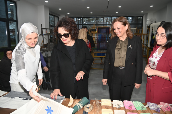 Koçyiğit’ten Kadın Yaşam ve İstihdam Merkezi’ne ziyaret Koçyiğit’ten Kadın Yaşam ve İstihdam Merkezi’ne ziyaret