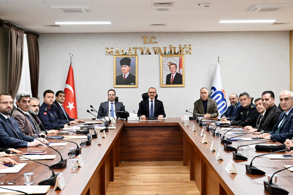 Malatya’da bağımlılıkla ilgili yapılan çalışmalar görüşüldü Malatya’da bağımlılıkla ilgili yapılan çalışmalar görüşüldü