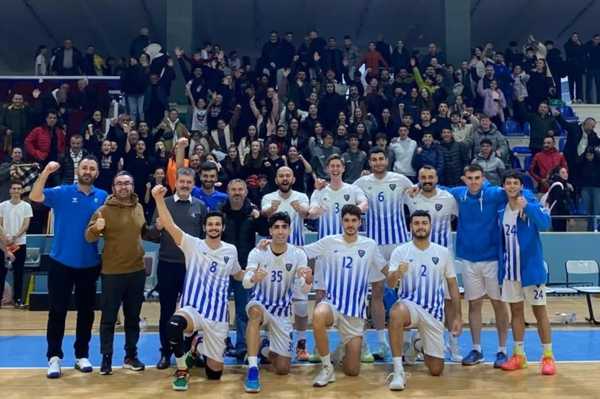 Karacabey Belediyespor, Fenerbahçe Medicana’yı mağlup etti Karacabey Belediyespor, Fenerbahçe Medicana’yı mağlup etti