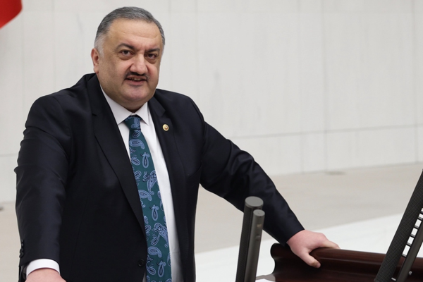 DEVA Partili Karal: Cuma hutbeleri iyileştirici bir dil taşımalı DEVA Partili Karal: Cuma hutbeleri iyileştirici bir dil taşımalı