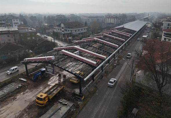 Düzce’de Tuhafiyeciler Pazaryeri ve Fuar Alanı’nın yapımı devam ediyor