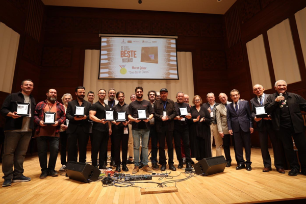 Bilgisayarla Beste Yarışması’nda ödüller sahiplerini buldu Bilgisayarla Beste Yarışması’nda ödüller sahiplerini buldu