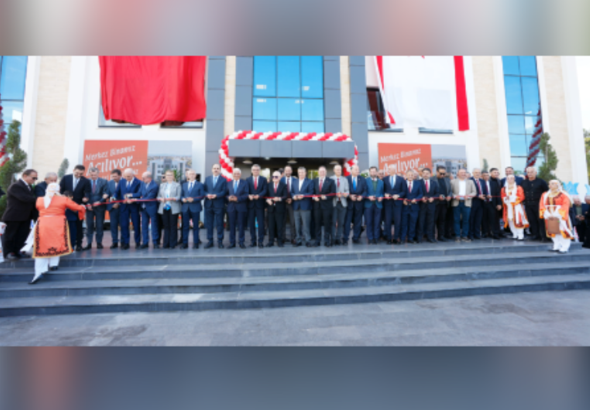 Başkan Altay, Güzelyurt Belediyesi Yeni Hizmet Binasının açılışına katıldı Başkan Altay, Güzelyurt Belediyesi Yeni Hizmet Binasının açılışına katıldı