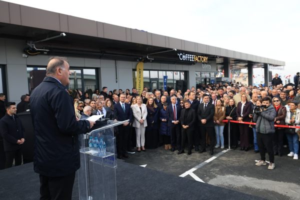 Büyükçekmece Cep Otogarı, hizmete açıldı Büyükçekmece Cep Otogarı, hizmete açıldı