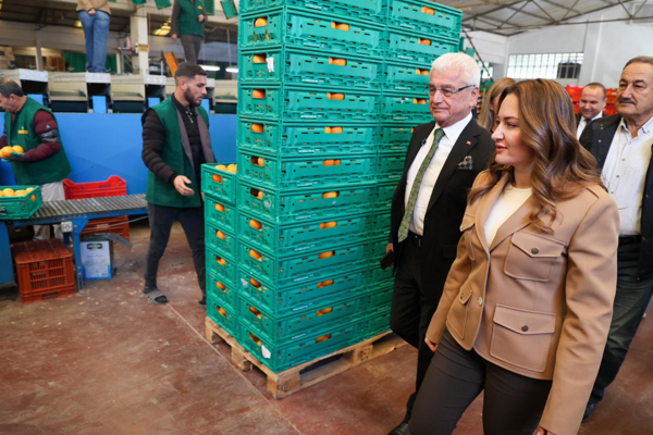 Başkan Vekili Özdemir, Finike’de