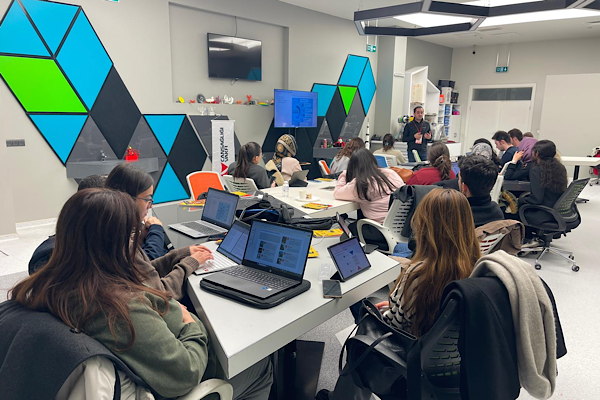 Kayseri’de “Bilimsel Basamak Eğitimi” gerçekleştirildi