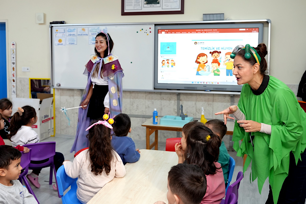 Alanya’da anaokulu öğrencilerine hijyen eğitimi Alanya’da anaokulu öğrencilerine hijyen eğitimi