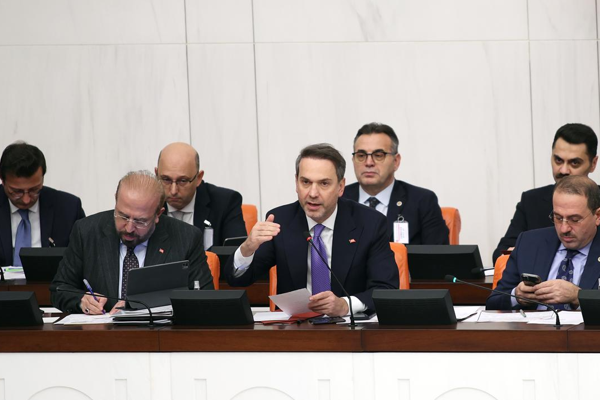 Bakan Bayraktar: SKTT kapsamında abonelerin yüzde 93,5’i etkilenmeyecek