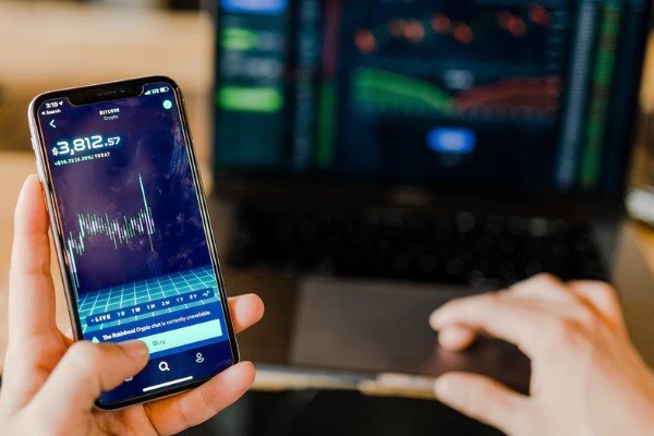 Marbaş Menkul: ABD piyasalarında satıcılı seyrin hakim olduğunu görmekteyiz