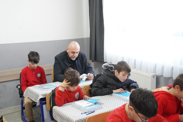 Başkan Aydın, öğrencilerle buluştu Başkan Aydın, öğrencilerle buluştu