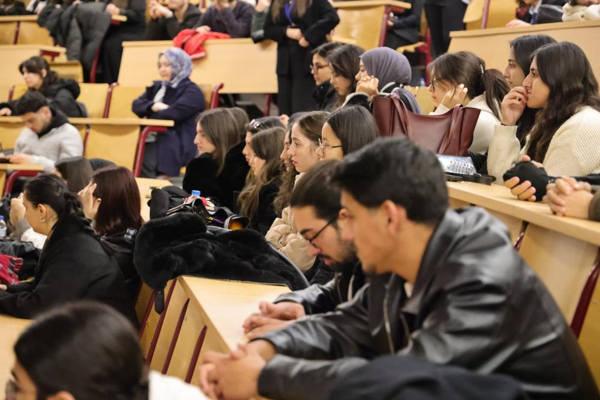 Kütahya’da KASİS Kariyer Zirvesi düzenlendi