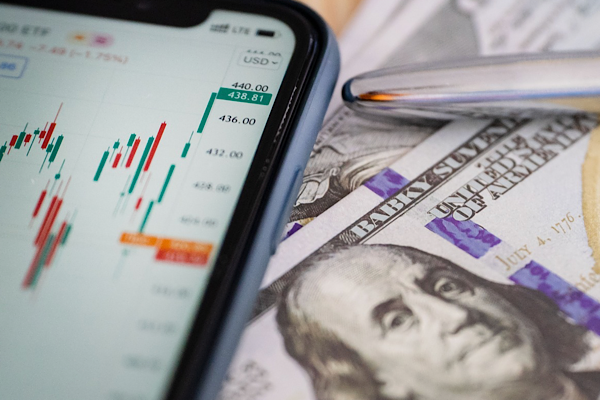 Fed’in faiz indirimine devam edeceği beklentisiyle dolar endeksi geriledi Fed’in faiz indirimine devam edeceği beklentisiyle dolar endeksi geriledi