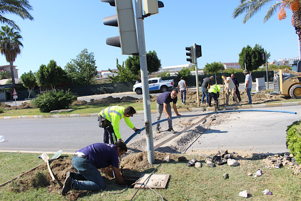 Manavgat’ta sinyalizasyon altyapısı yenileniyor Manavgat’ta sinyalizasyon altyapısı yenileniyor