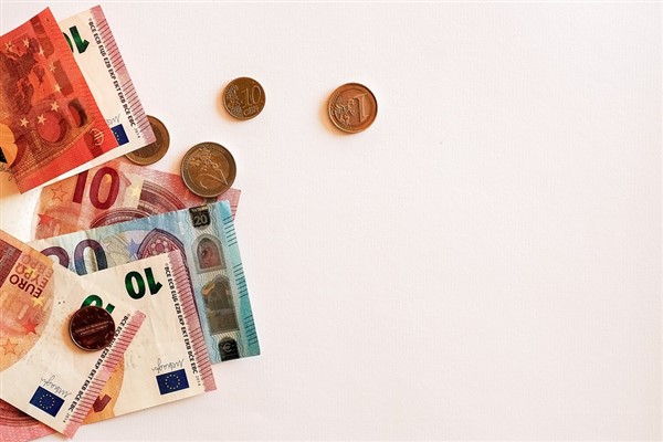 EURUSD paritesinde 1,1760 desteği baskılanıyor