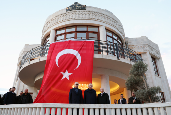 Cumhurbaşkanı Erdoğan, Hatay’da tarihi ve kültürel yapıları ziyaret etti Cumhurbaşkanı Erdoğan, Hatay’da tarihi ve kültürel yapıları ziyaret etti