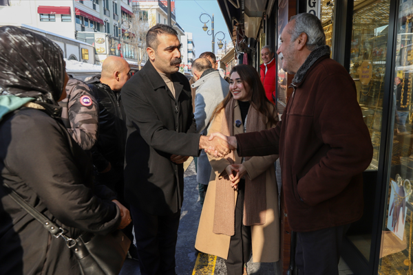 Eşbaşkanlar Bucak ve Hatun’dan esnaf ziyaeti