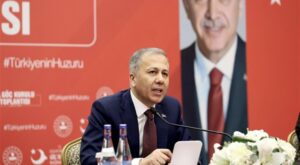 Yerlikaya: 14 ilde düzenlenen operasyonlarda 90 şüpheli yakalandı