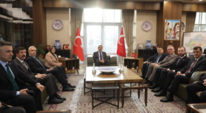 Başkan Kahveci, Bakan Tekin ile görüştü