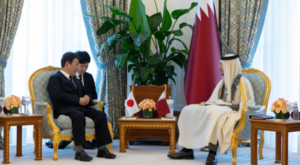 Al Sani, Japonya Dışişleri Bakanı Motegi ile görüştü