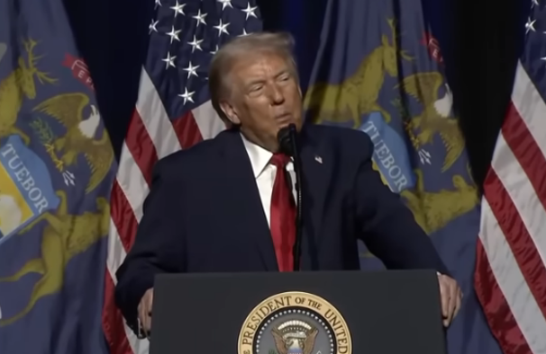 Trump, ülkede yaşam maliyeti endişelerine rağmen ABD ekonomisinde zafer ilan etti Trump, ülkede yaşam maliyeti endişelerine rağmen ABD ekonomisinde zafer ilan etti