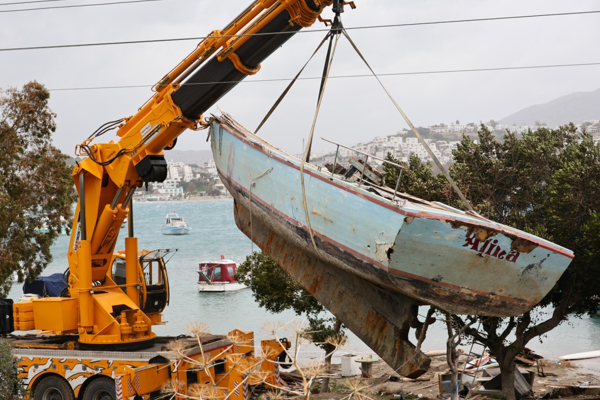 Gümbet dolgu alanında düzenleme çalışması