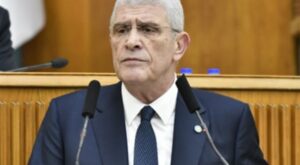 Dervişoğlu’ndan Türk bayrağına saldırıya tepki