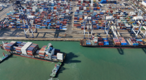 Çin’in dış ticaret hacmi 2025’te rekor tazeledi