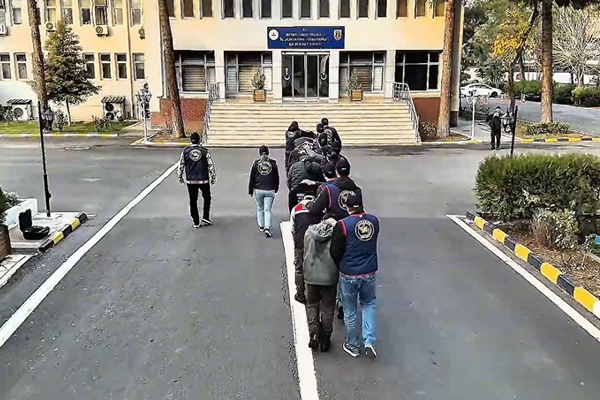 Kablo hırsızlığı operasyonunda 6 şahıs tutuklandı Kablo hırsızlığı operasyonunda 6 şahıs tutuklandı