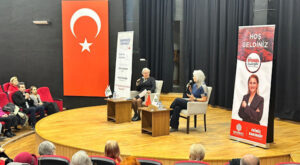 Bakırköy Muhabbeti söyleşilerinde yazar Defne Suman ağırlandı