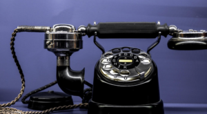 Macron, Zelenski ile telefon görüşmesi gerçekleştirdi