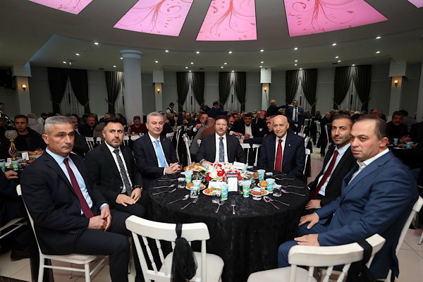 Başkan Yaşar ,taksici esnafı ile buluştu