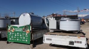 Büyükşehirden hayvancılıkla uğraşan yetiştiricilere destek