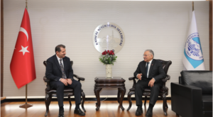 Bakan Yardımcısı Ayhan, Başkan Büyükkılıç’ı ziyaret etti