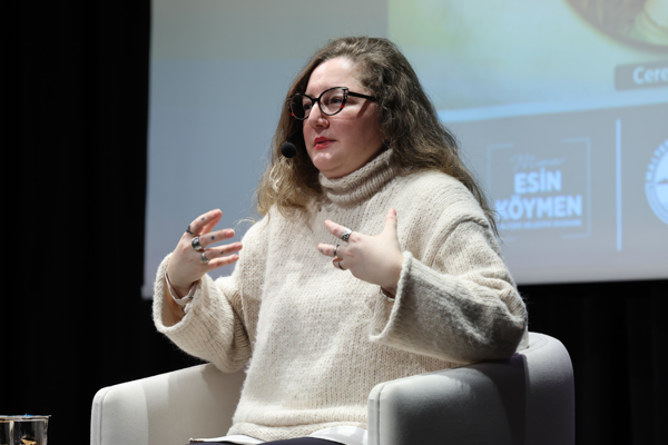 Maltepe’de “Kadınlar Tarih Konuşuyor” söyleşisi Maltepe’de “Kadınlar Tarih Konuşuyor” söyleşisi