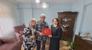 İzmit Belediyesi, gazilere ziyaretlerini sürdürüyor