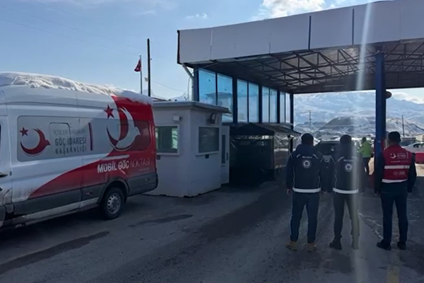 Ülke genelinde 478 düzensiz göçmen yakalandı Ülke genelinde 478 düzensiz göçmen yakalandı