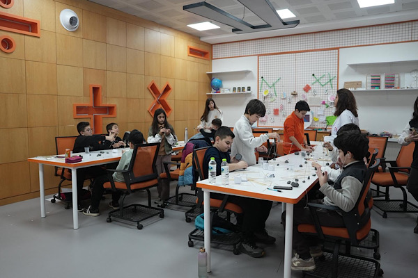 Düzce’de bilim atölyeleri öğrencilerle buluşuyor Düzce’de bilim atölyeleri öğrencilerle buluşuyor