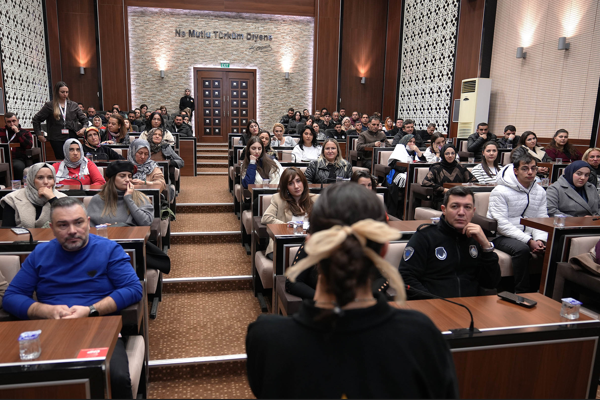 Belediye personeline “Narko Rehber” eğitimi verildi