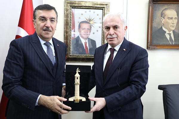 Milletvekili Tüfenkci, Başkan Memiş’i ziyaret etti Milletvekili Tüfenkci, Başkan Memiş’i ziyaret etti