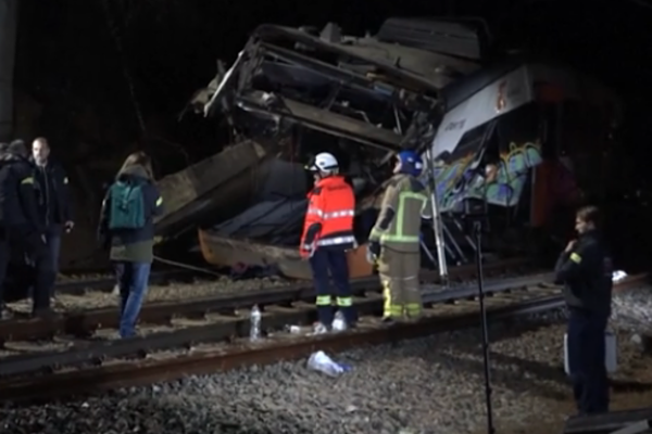 İspanya’da yeni bir tren kazasında bir kişi hayatını kaybetti, 37 kişi yaralandı