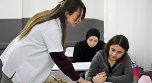 Bornova’da öğrencilere ücretsiz TYT ve LGS deneme sınavı desteği Bornova’da öğrencilere ücretsiz TYT ve LGS deneme sınavı desteği