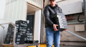 Buca’da atık elektrikli ve elektronik eşyalar geri dönüşüme kazandırılıyor